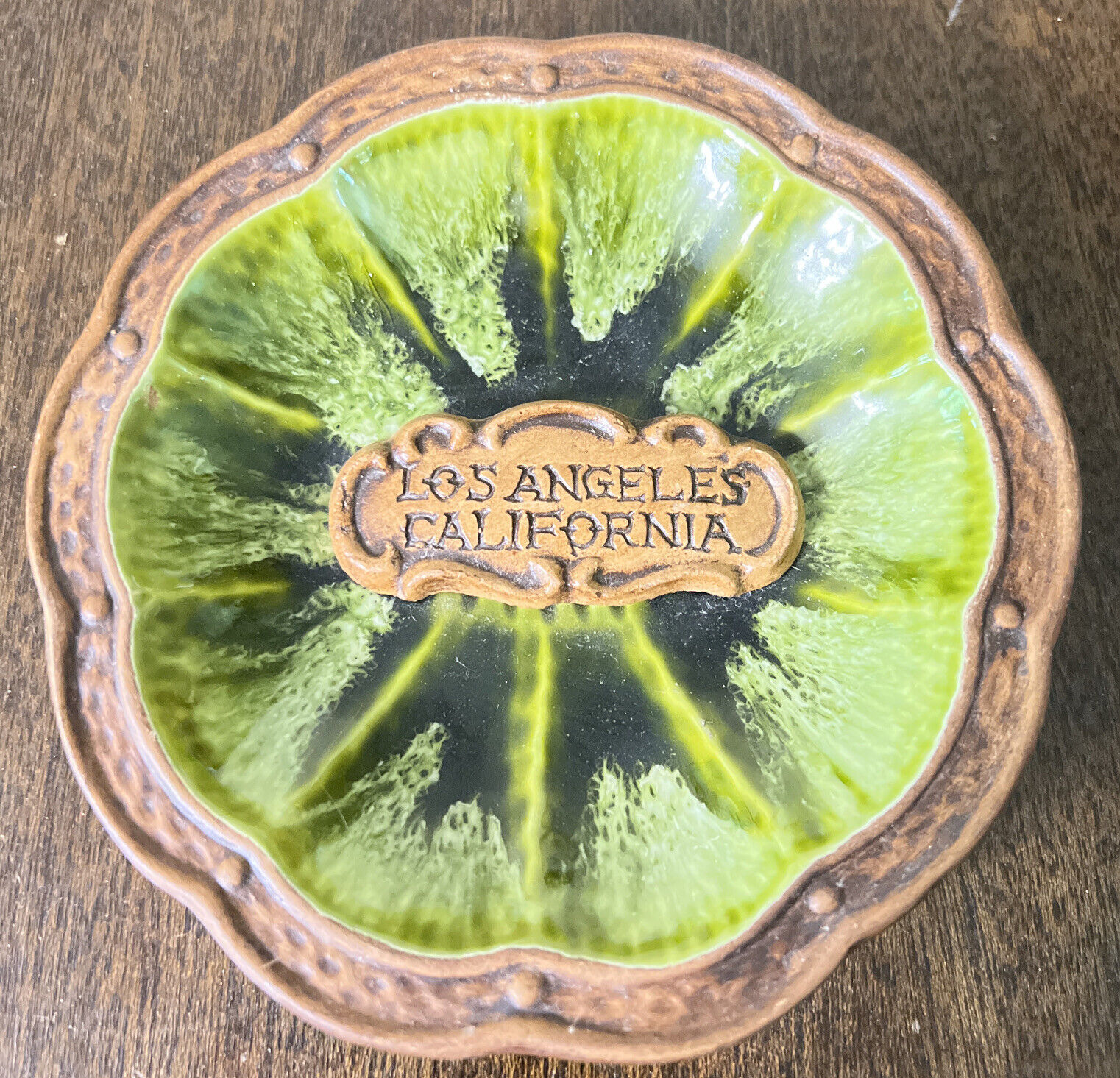 Treasure Craft Los Angeles Tourist Attractions Souvenir Plate Bowl Green USA