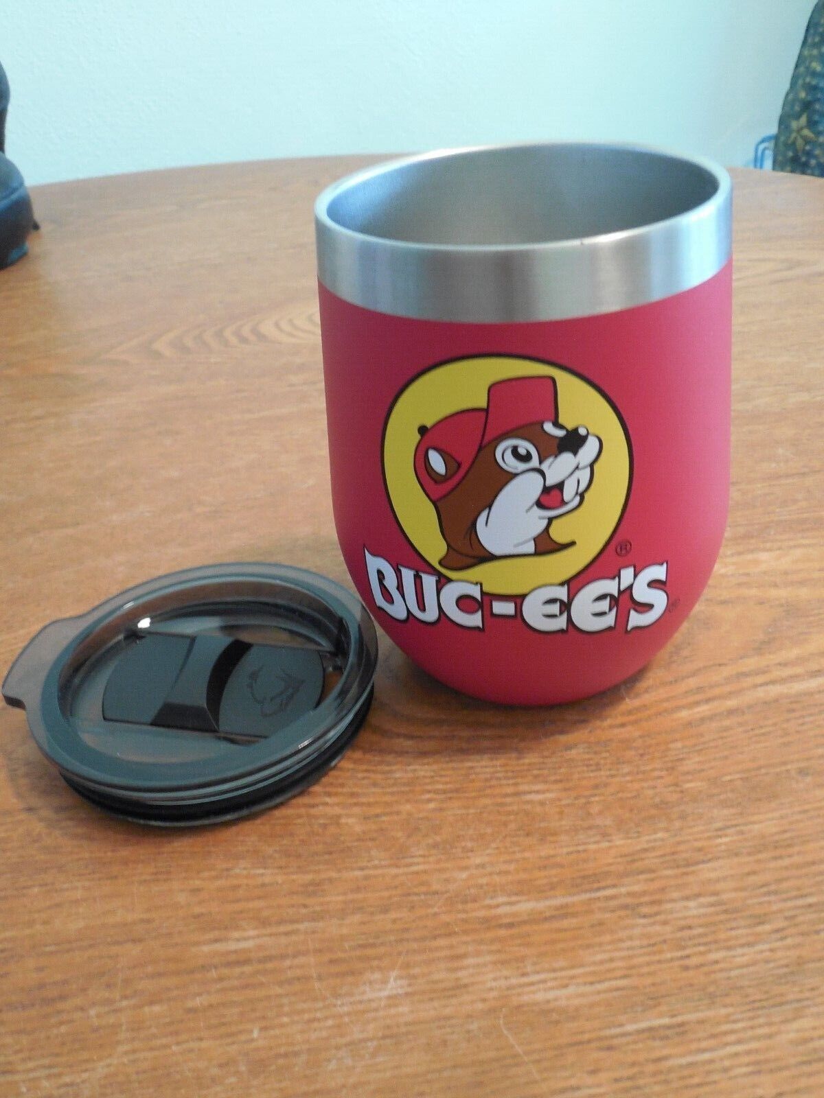 VINTAGE BUC-EE'S METAL CUP/GLASS WITH TRAVEL LID, NEW