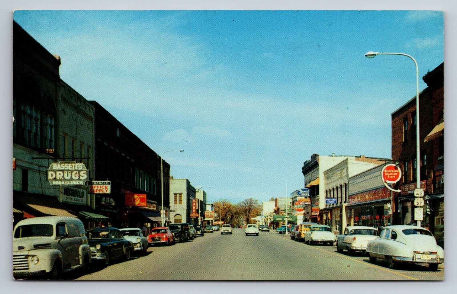 Third Street Looking North Sturgeon Bay Wisconsin Vintage Posted 1960 Postcard