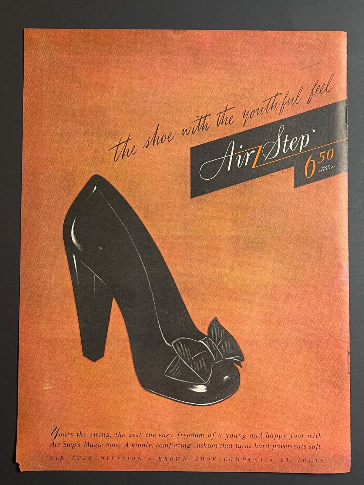 1944 Air Step Ladies Shoes / Heels Original Print Advertisement  (10.5in x 13.5)
