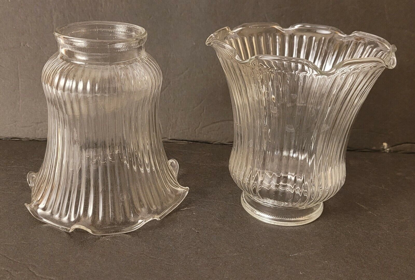 2 Vintage Ribbed Clear Glass Light Lamp Fixture Shades Gasolier 2\