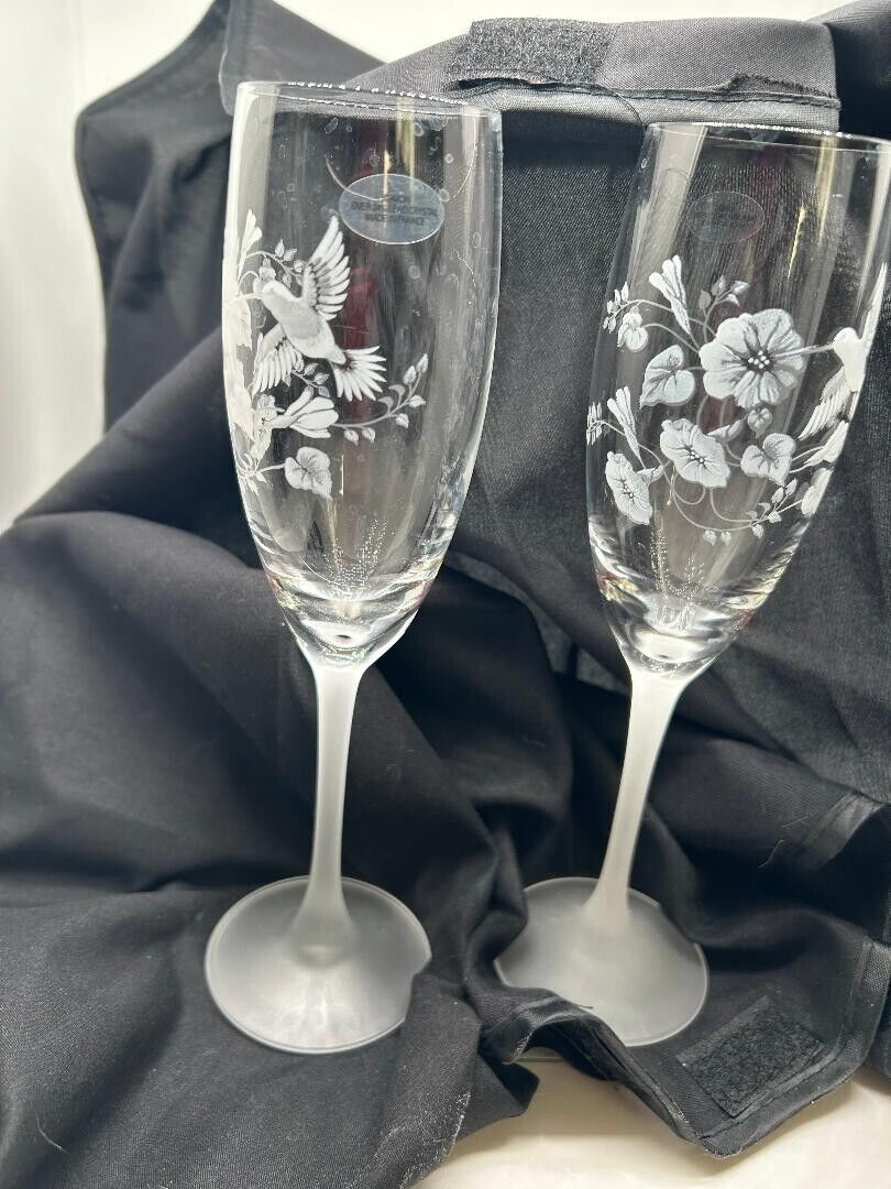 2Vtg Avon Hummingbird Champagne Flutes ~ 24% Crystal Frosted Stem Made in France
