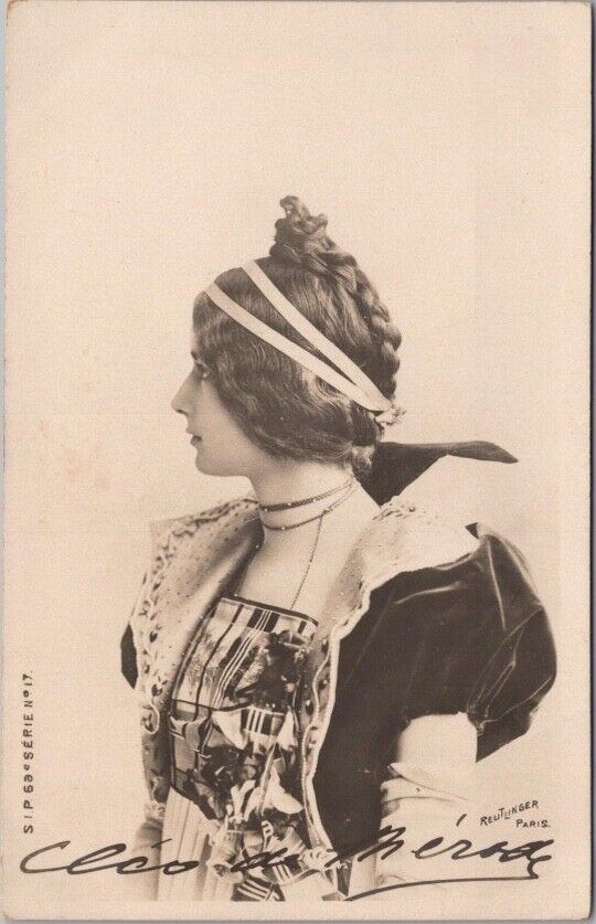 Vintage 1900s French Dancer CLEO DE MERODE Photo RPPC Postcard Fashion Serie 17