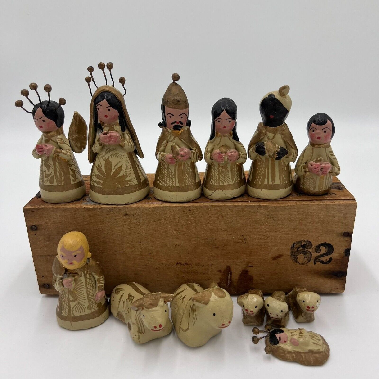 Vtg Mexican Folk Art Clay Pottery Nativity Set 13 Pieces Chistmas Tonala Style