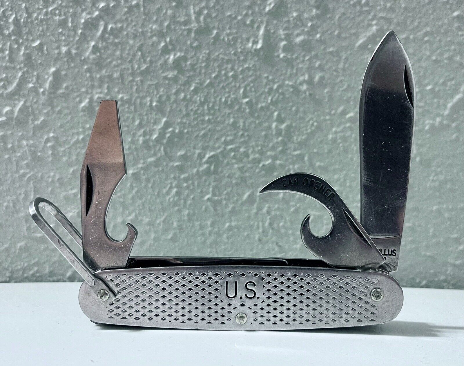 Vintage 1987 Camillus US MilitaryStainless Steel 4 Blade Folding Pocket Knife