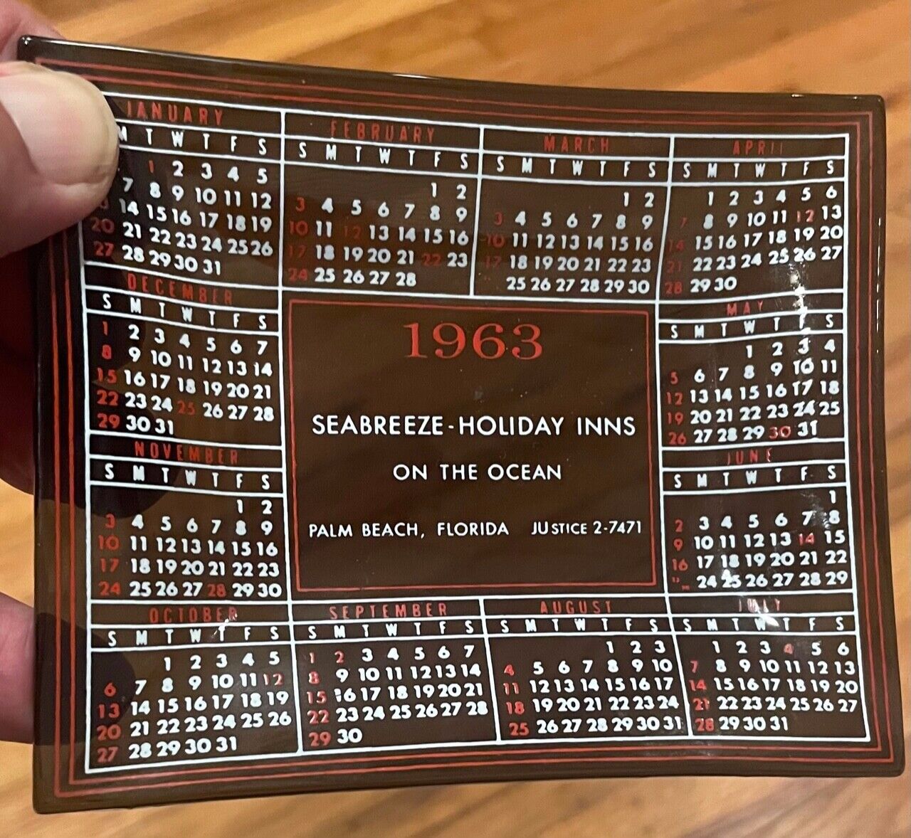 1963 Palm Beach Florida Seabreeze Holiday Inn Hotel Souvenir Calendar Glass Tray