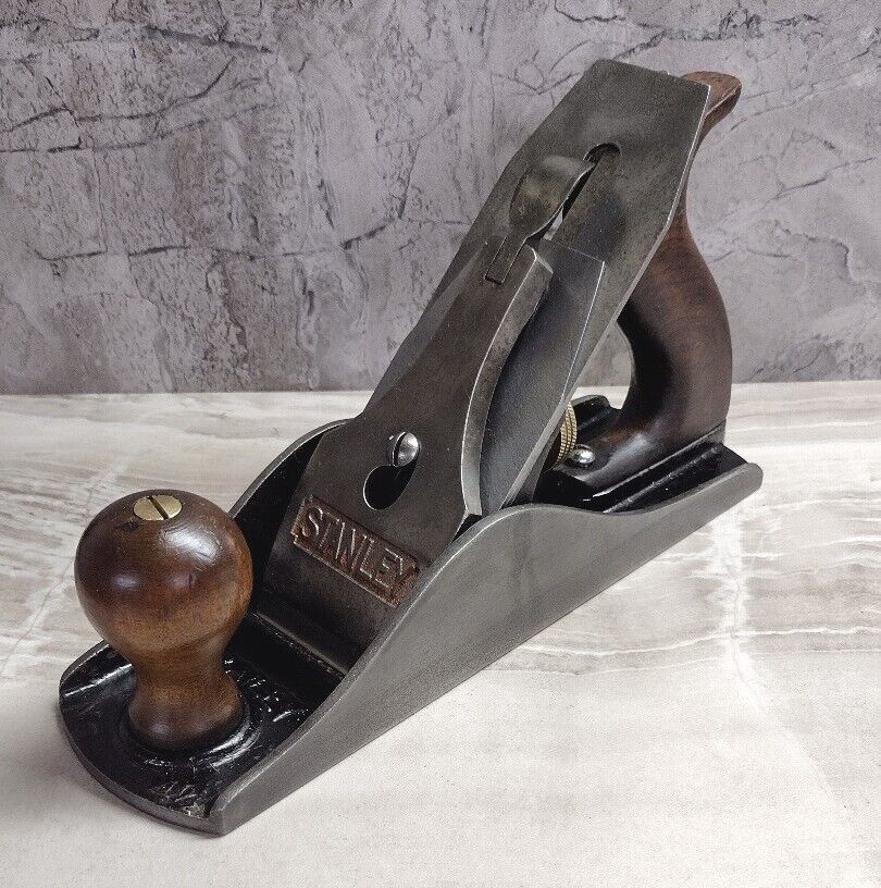 Stanley Bailey No. 4-1/2 Smooth Bottom Bench Plane - Type 18 Woodworking Tool