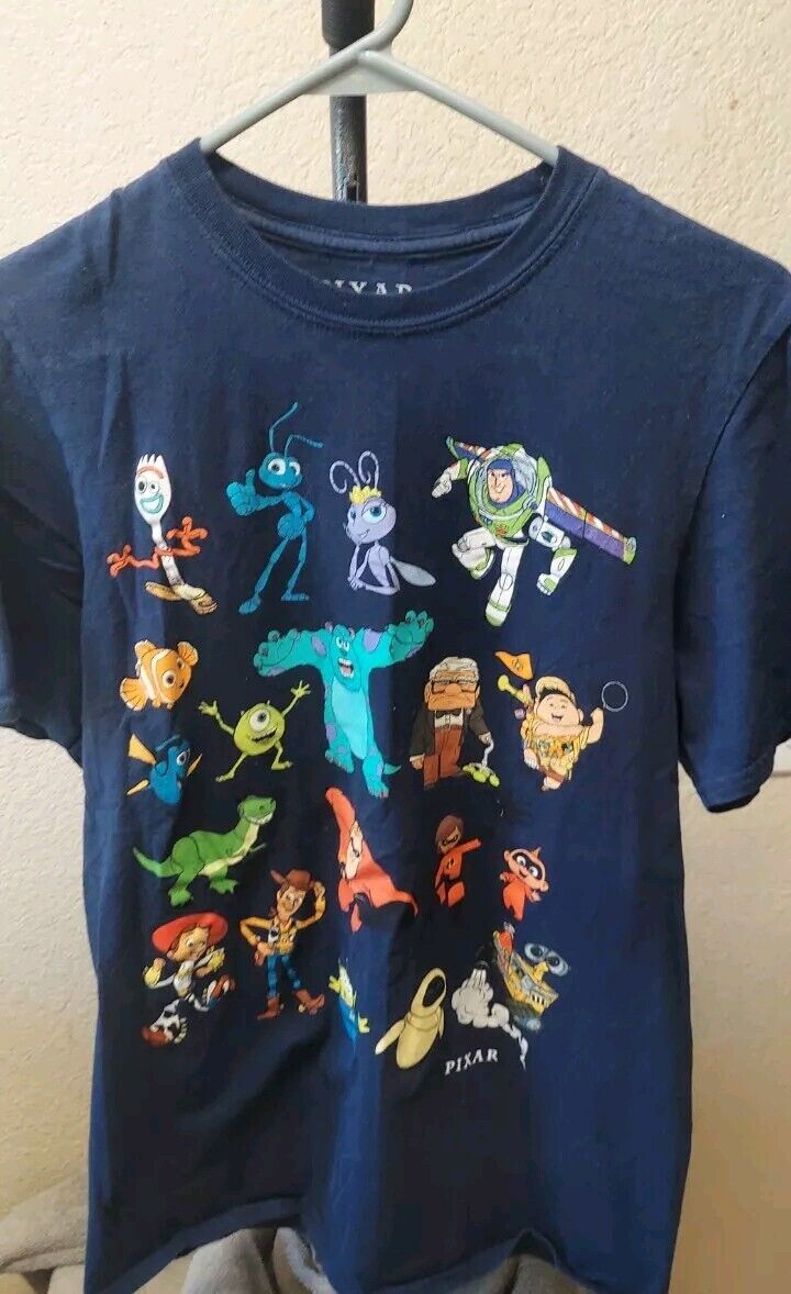 Disney PIXAR characters print short sleeve 100% cotton T-shirt adult Medium
