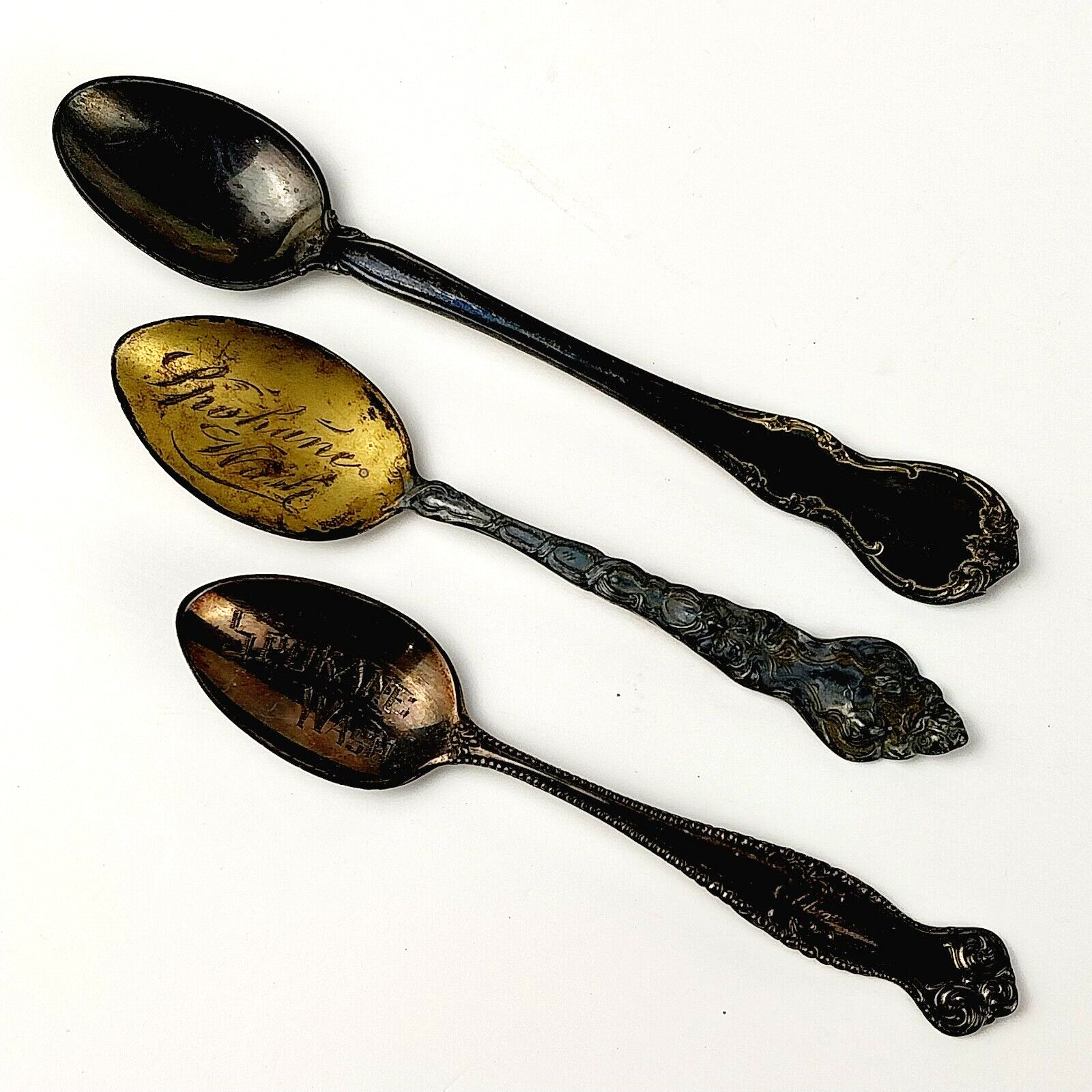 Antique Sterling Silver Souvenir Travel Spoons 39 grams - Lot of 3