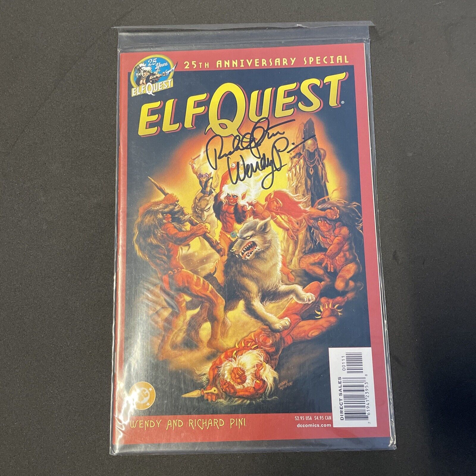 Wendy & Richard Pini SIGNED ElfQuest 25th Anniversary Special Comic Book / DC
