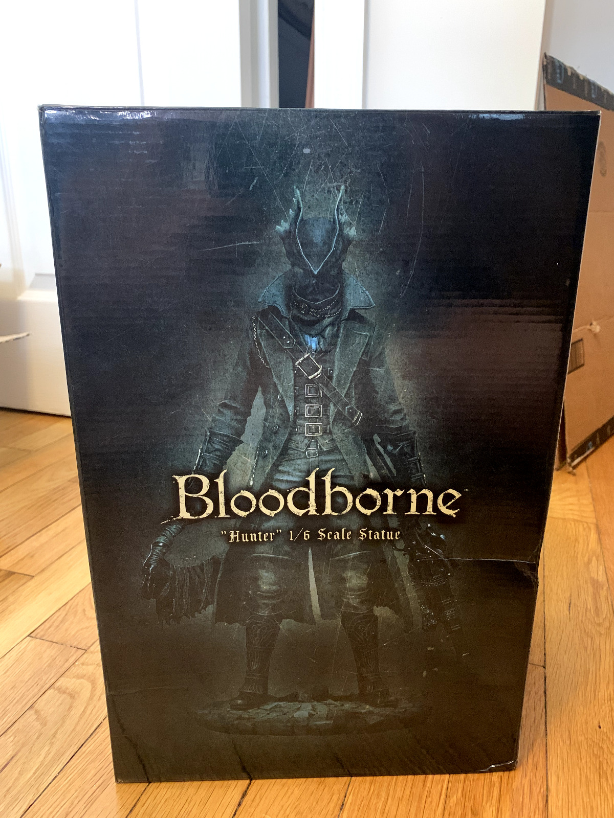 Gecco - Bloodborne Hunter 1/6 Scale Statue With Original Box