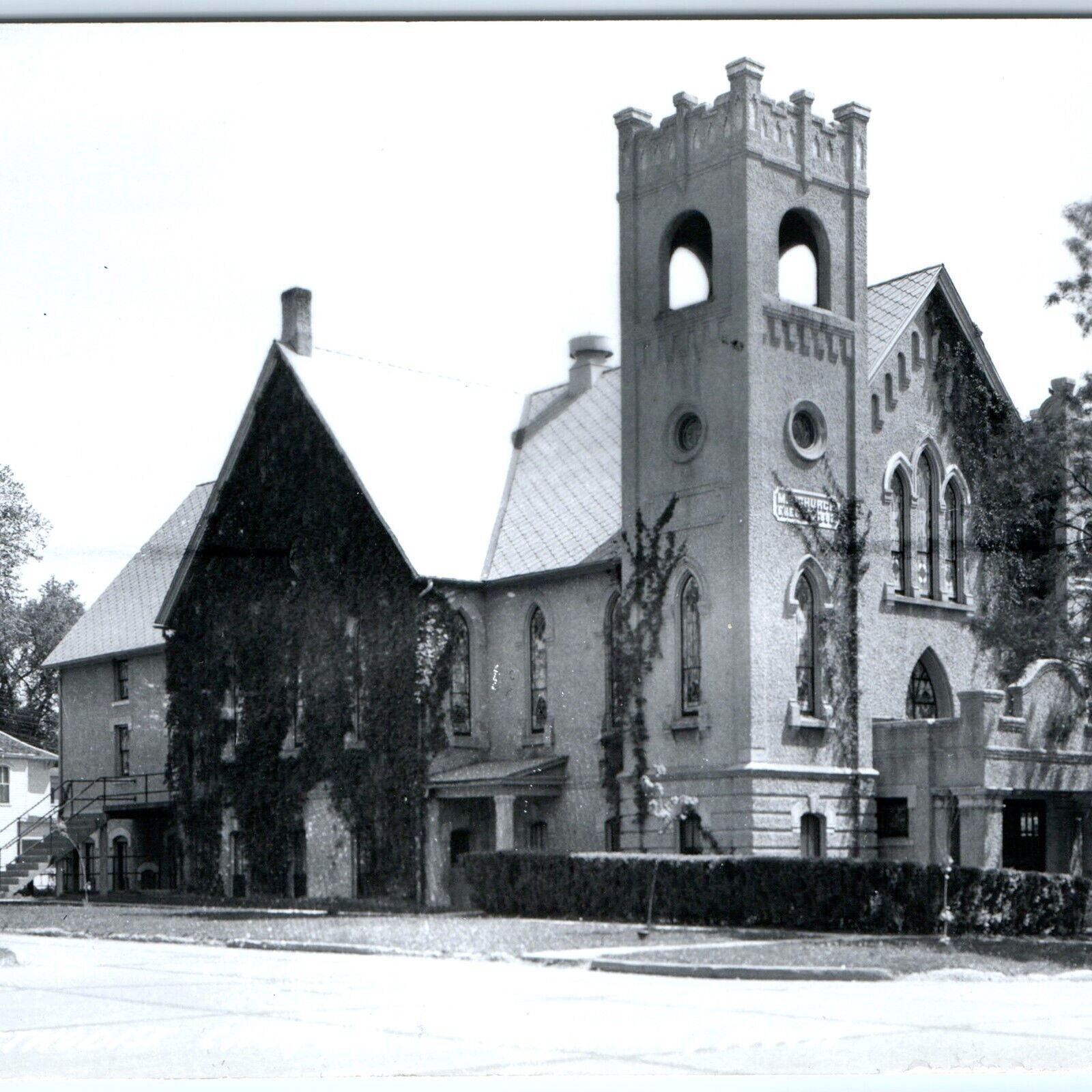 c1950s Clarinda, IA RPPC Methodist Church Stone Vine Real Photo Postcard A105
