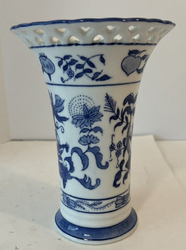 Blue Onion Blue & White Trumpet Vase Formalities by Baum Bros Reticulated Edge