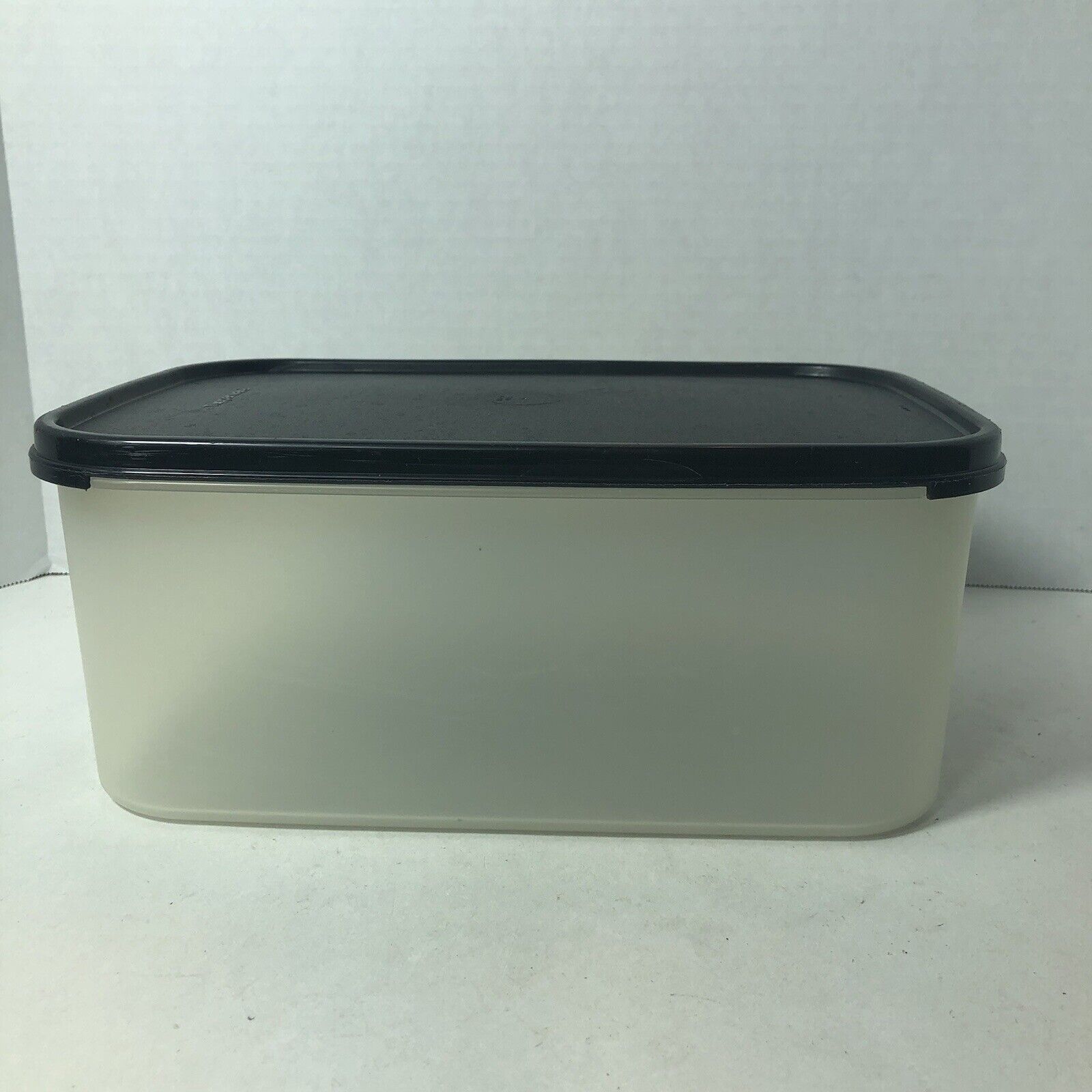 Tupperware Modular Mates Rectangle Storage #2 Container 18 Cup #1609 Black Lid D