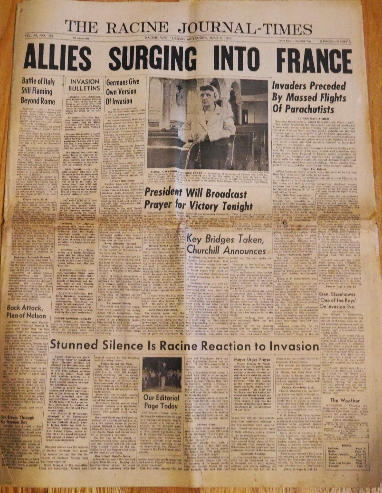 1944 JUNE 6 Racine Journal Times Allies Surging Into France Vol. 88 No. 133