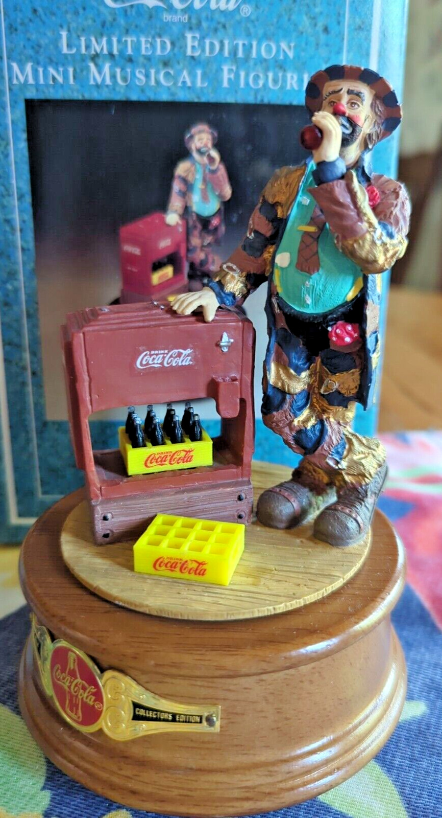 Limited Edition Coca-Cola Emmett Kelly Musical Figurine \