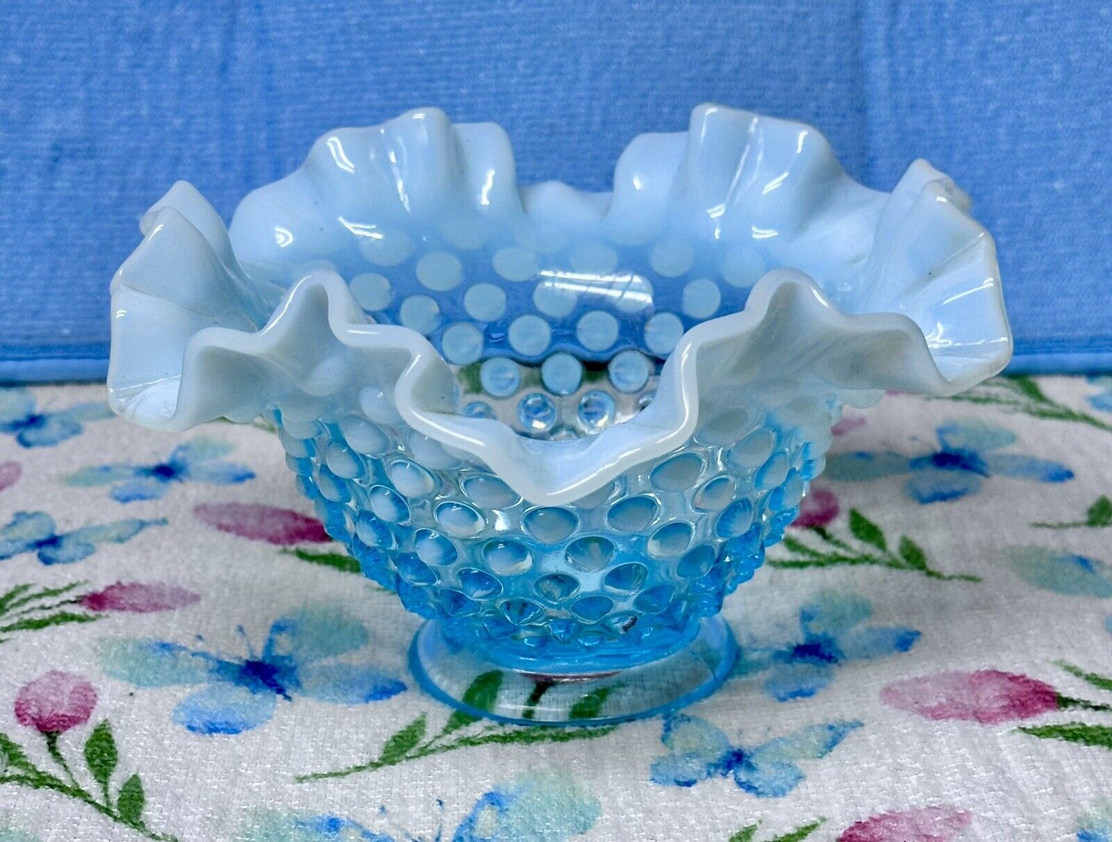 Vintage Fenton Ruffled  Blue Opalescent Hobnail Bowl ￼￼