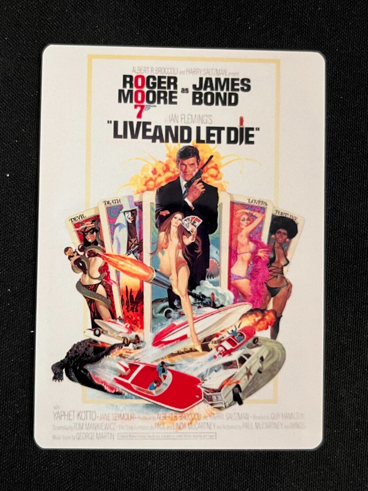 2016 Rittenhouse James Bond 007 Live and Let Die M8 Metal Card #RD /100 AA
