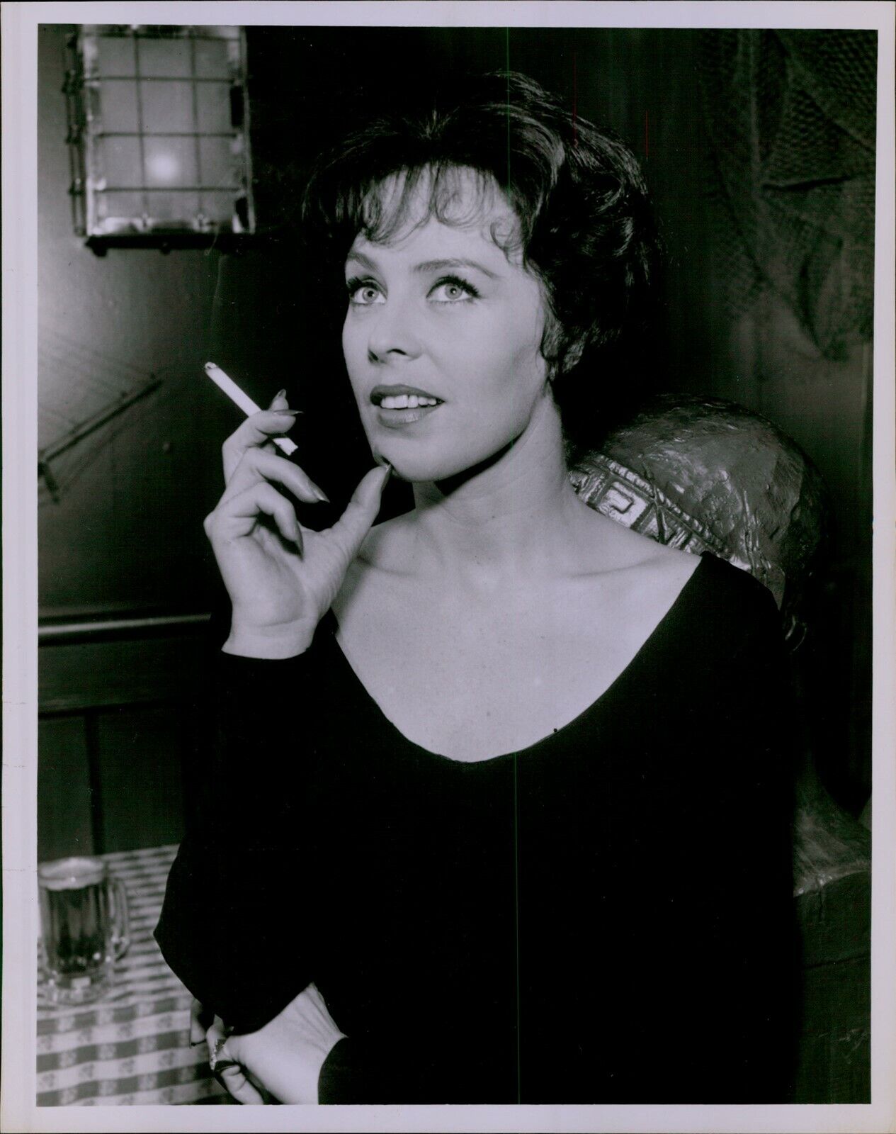 LG872 1960 Original Photo PEGGY TAYLOR Gorgeous Actress Singer Smoking Cigarette