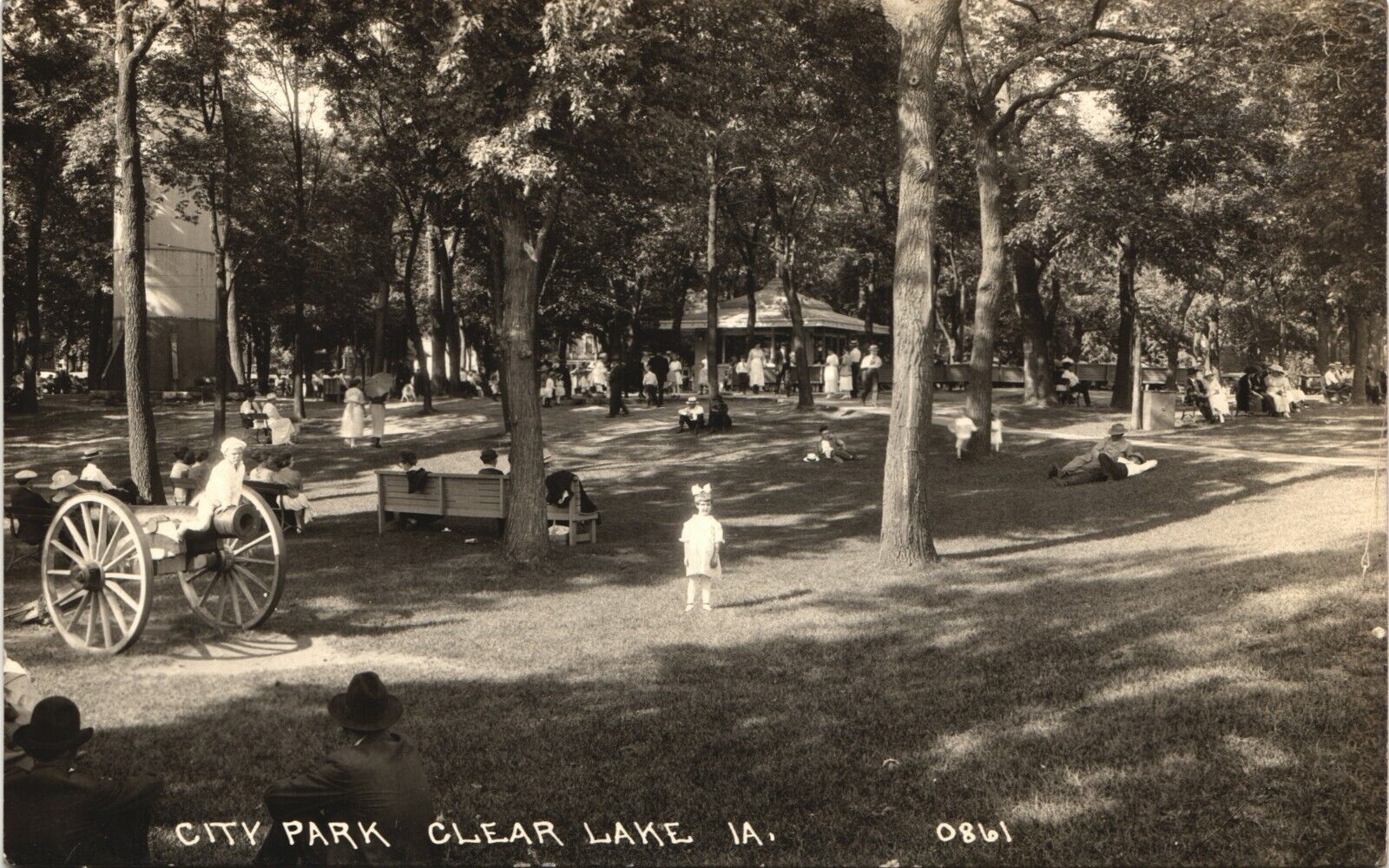 CITY PARK antique real photo postcard rppc CLEAR LAKE IOWA IA c1910
