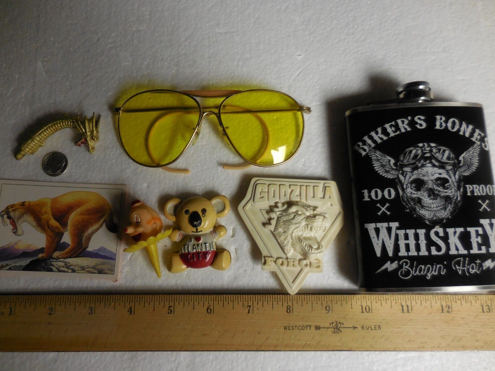 Paps Pickers junk Lot~8~ Vintage Random Items 1962D dime+Sunglasses+Flask+more
