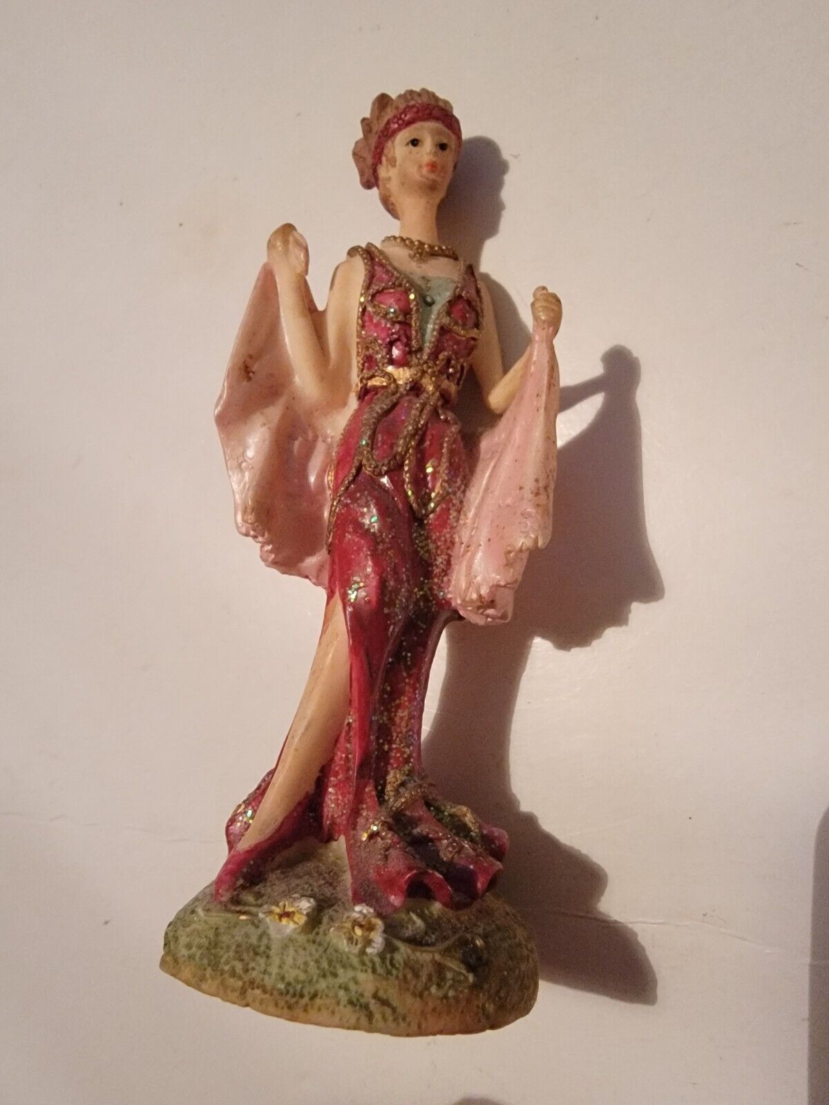 Vintage Resin Figurine 1930s Hollywood Starlet Women In Pink Dress