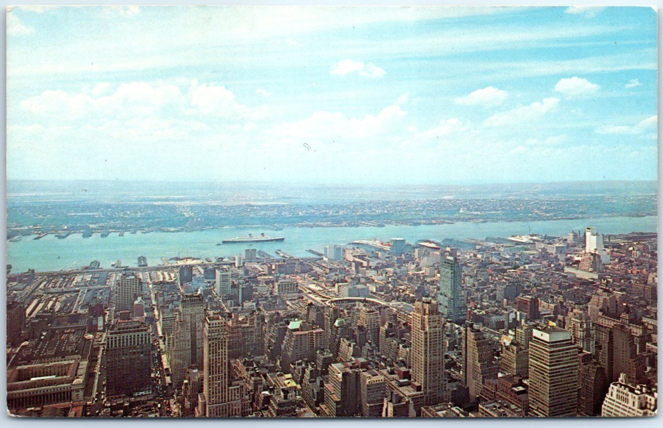 New York Skyline looking towards the New Jersey shore - New York City, New York