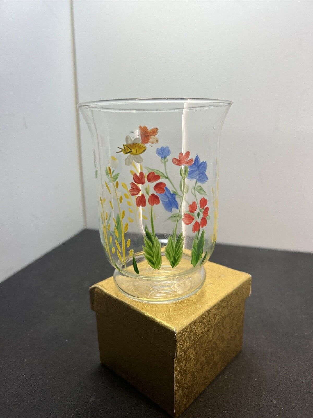 Lenox Nature\'s Splendor Hand Painted Glass Vase 5.25” X 4”