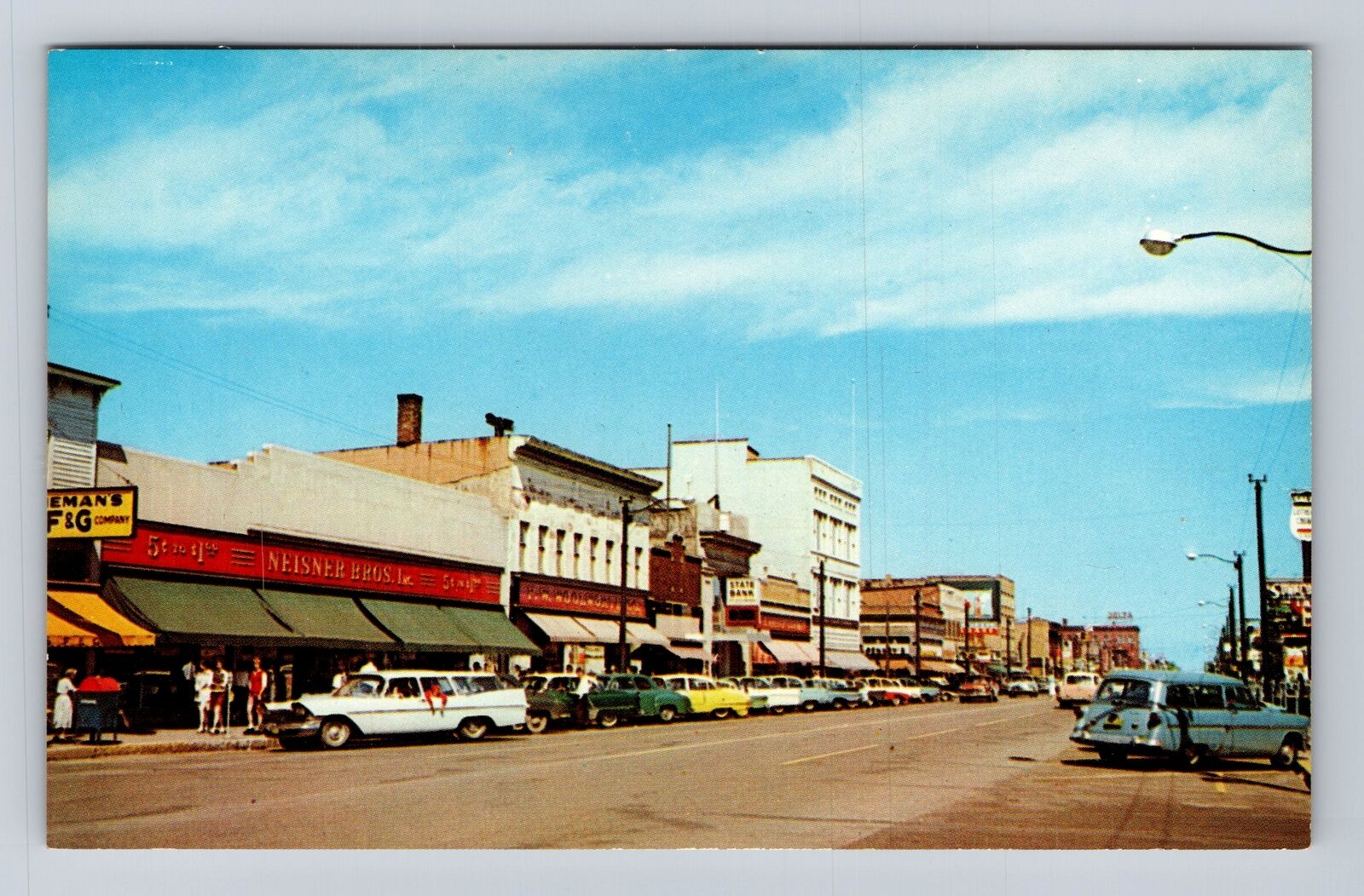 Escanaba MI-Michigan, Downtown Ludington Avenue, Advertisement Vintage Postcard