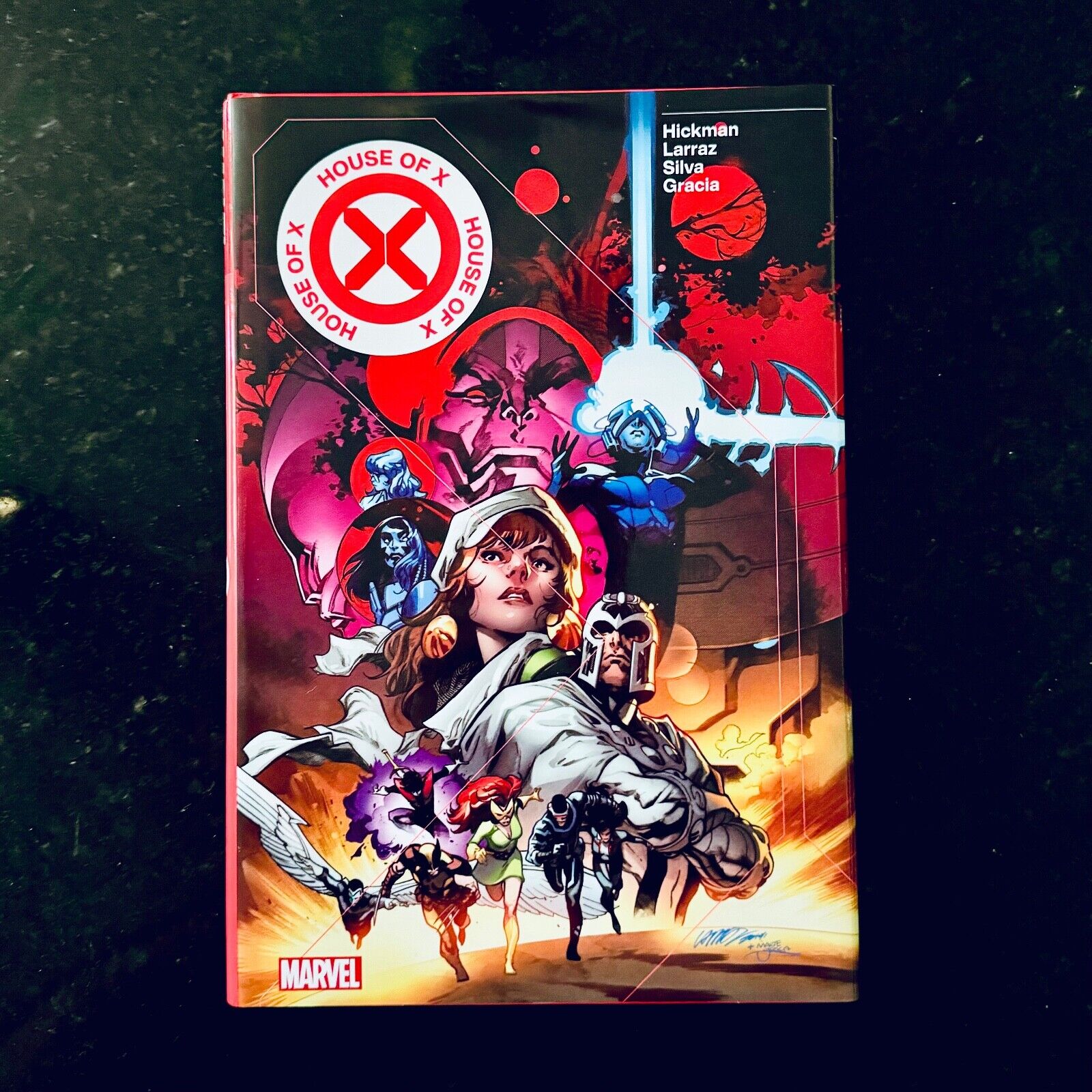 House of X  Powers of X, HARDCOVER, 1ST PRINTING, Johnathan Hickman, NM