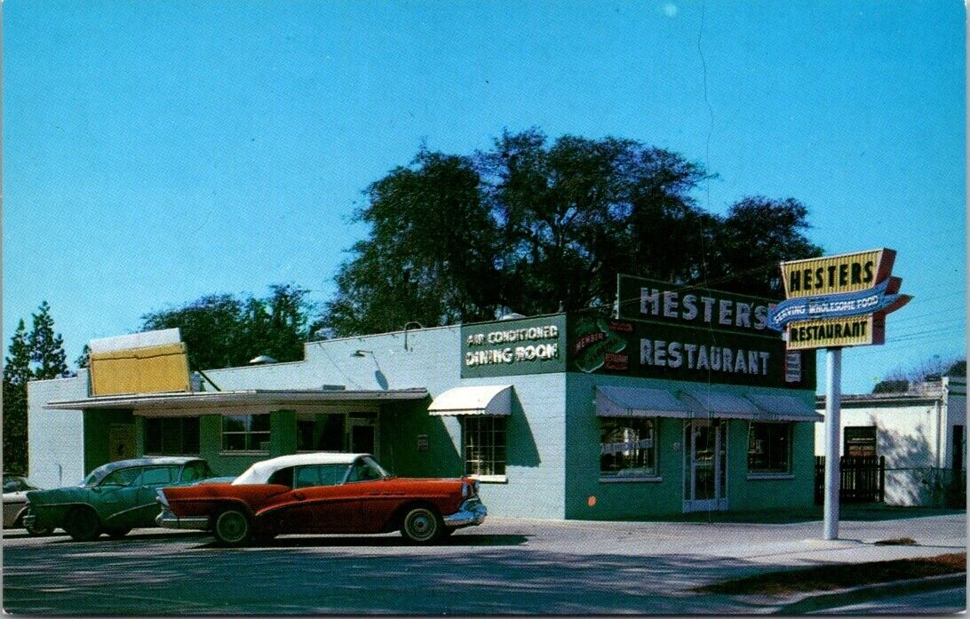 Vintage Postcard Hester\'s Restaurant Leesburg Florida FL B2