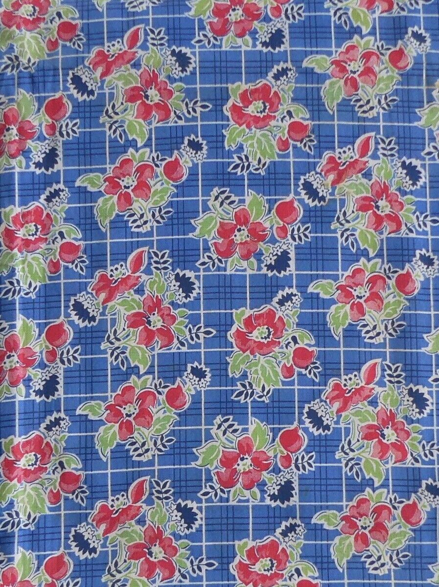5 yards Vintage 1930s 40s Red Flowers Blue Background Cotton Fabric 35\