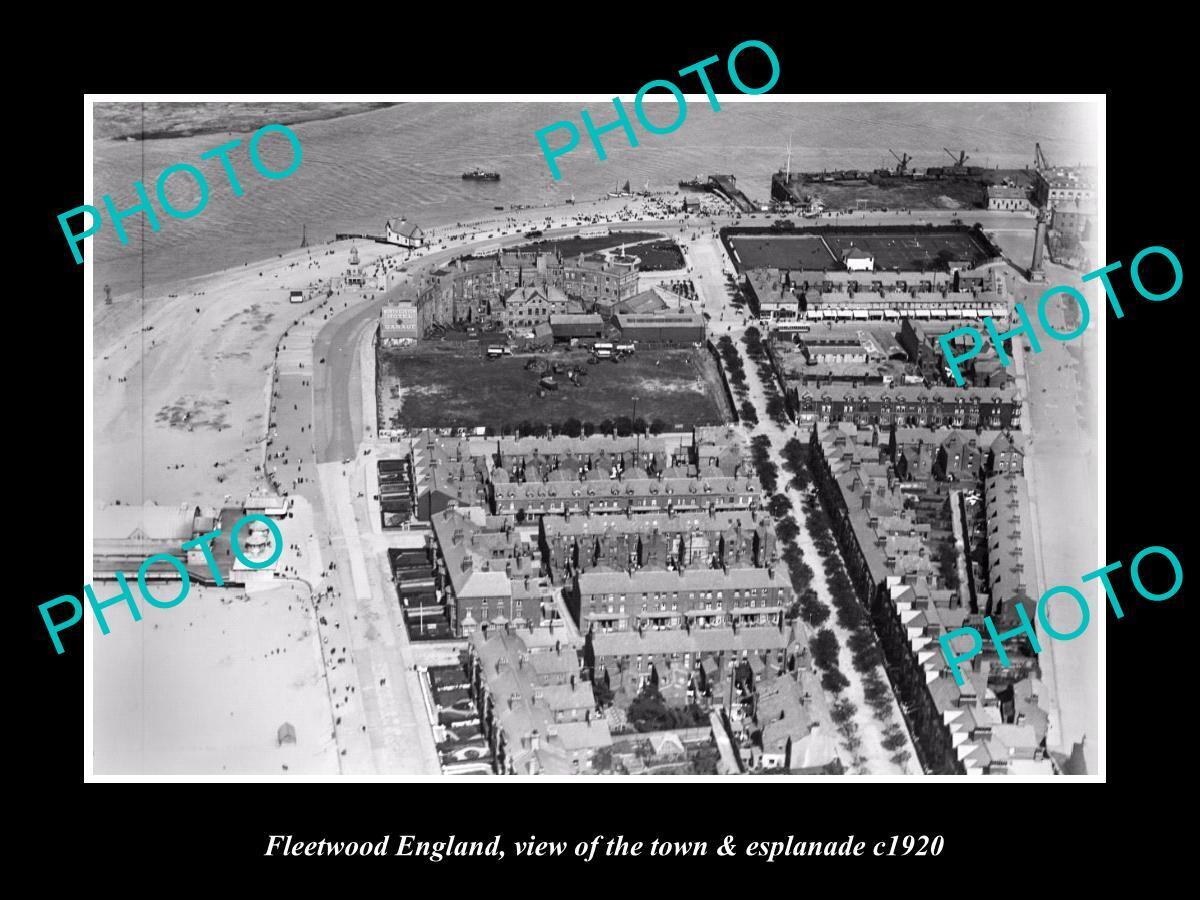 OLD LARGE HISTORIC PHOTO OF FLEETWOOD ENGLAND THE TOWN & ESPLANADE c1920