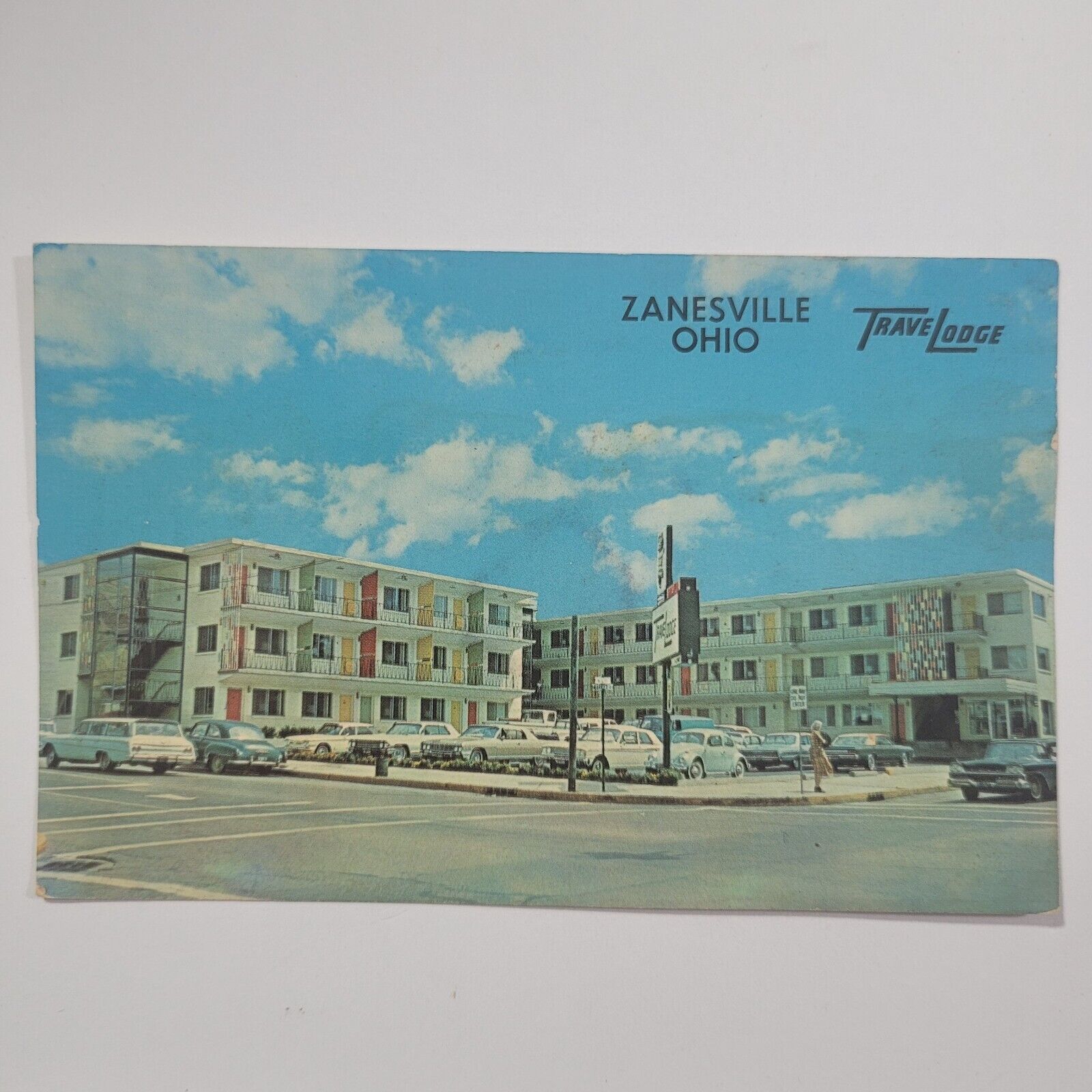 Travelodge Zanesville Ohio OH Vintage Chrome Postcard VW Beatle Old Cars Street