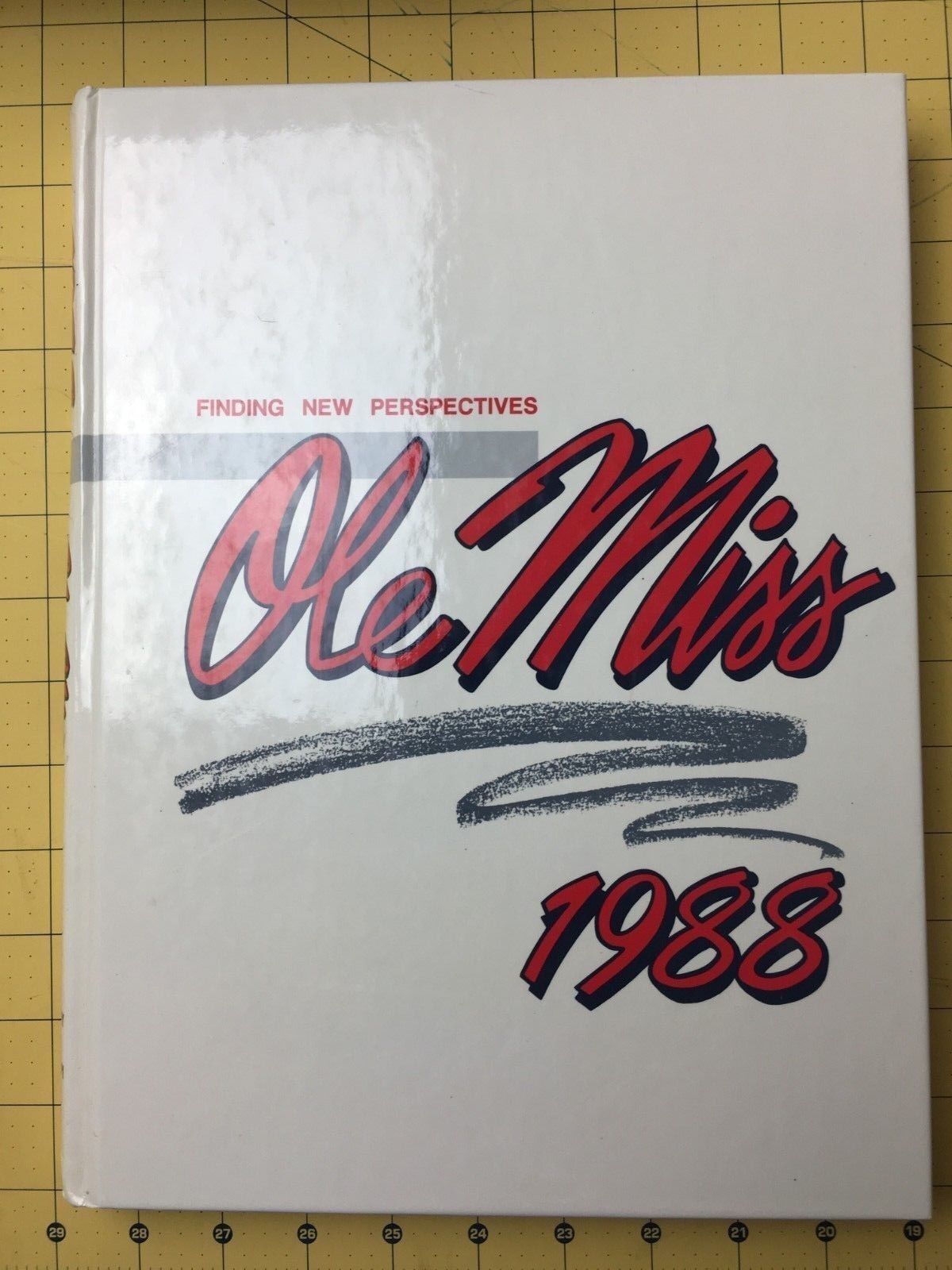 Ole Miss Mississippi University 1988 Yearbook Annual Hotty Toddy