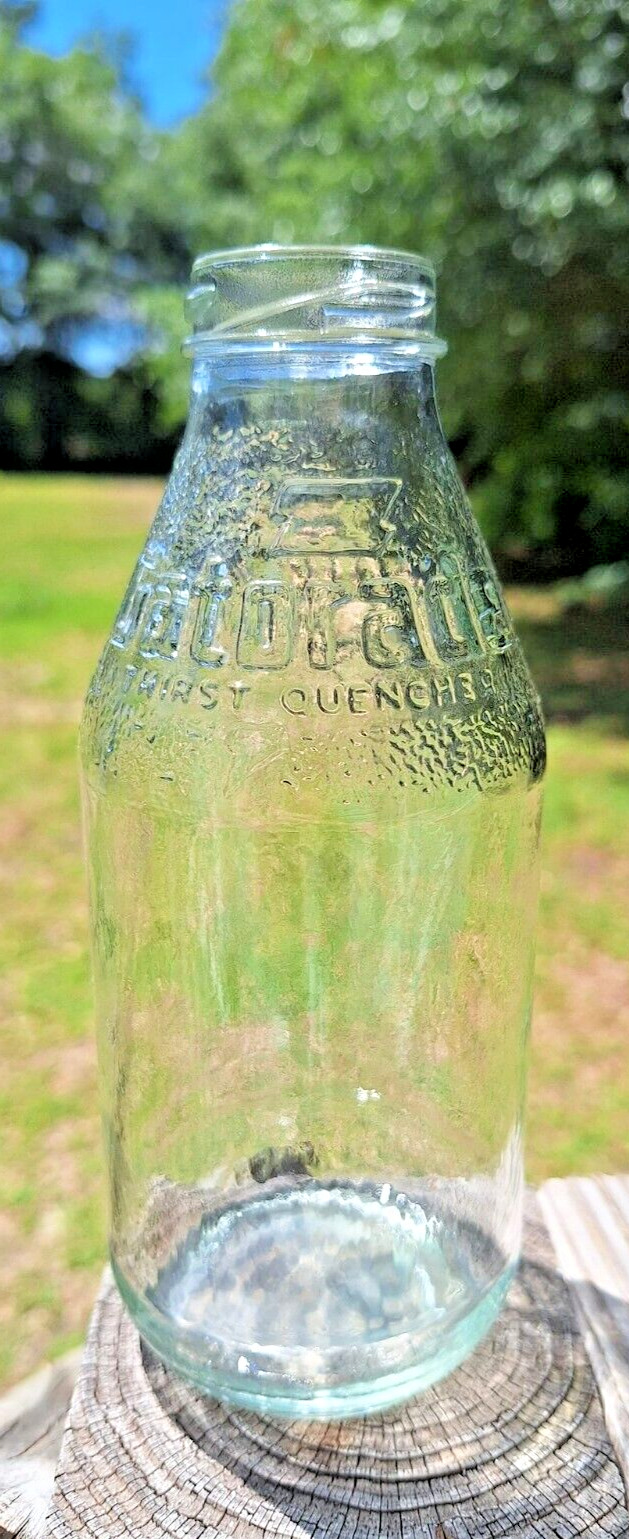 Vintage Embossed Glass 16 Oz Gatorade Bottle Sports Drink Bottle