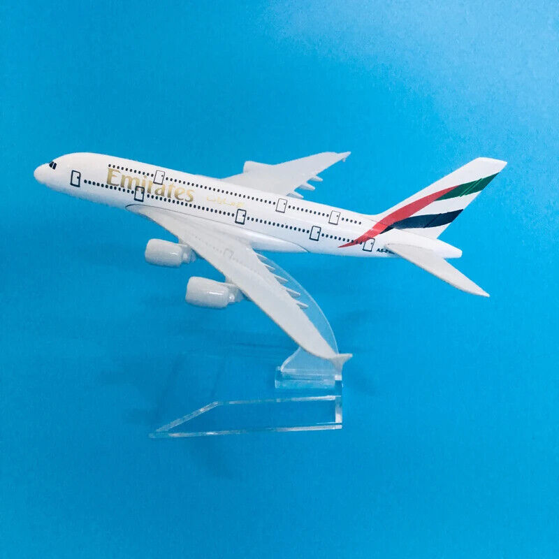 1:400 16cm Emirates Airlines Airbus A380 AirPlane Model Alloy Aircraft Plane Toy
