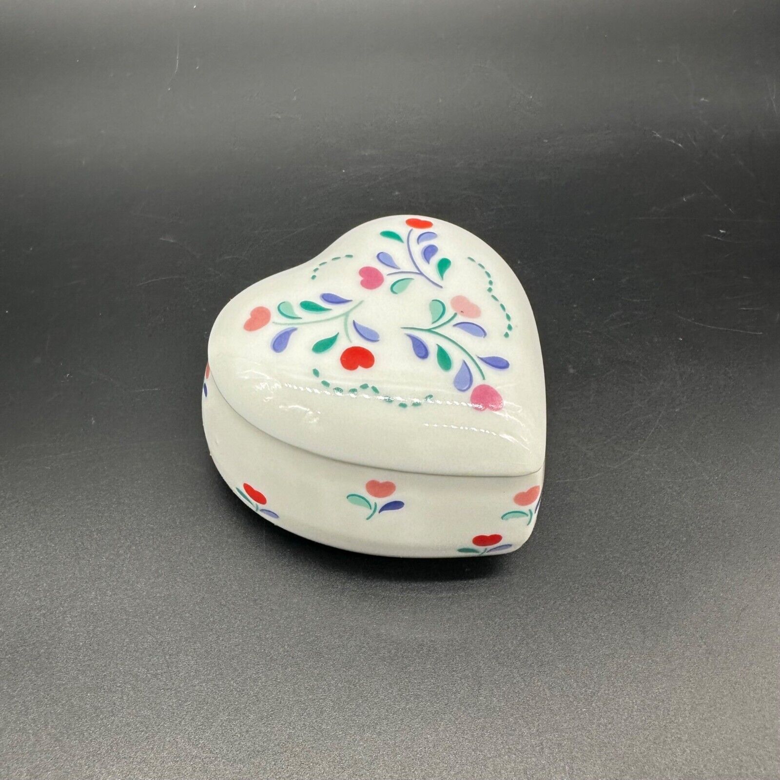 Vintage Heart Shaped Ceramic Trinket Box Lid My Heart Is In The Country 1980s