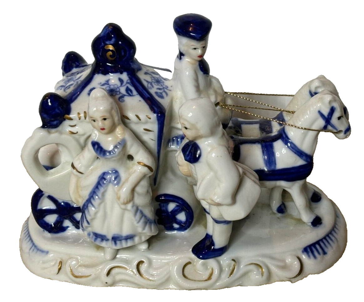 80s Horse Carriage Victorian Colonial Porcelain Figurine Stagecoach Blue White