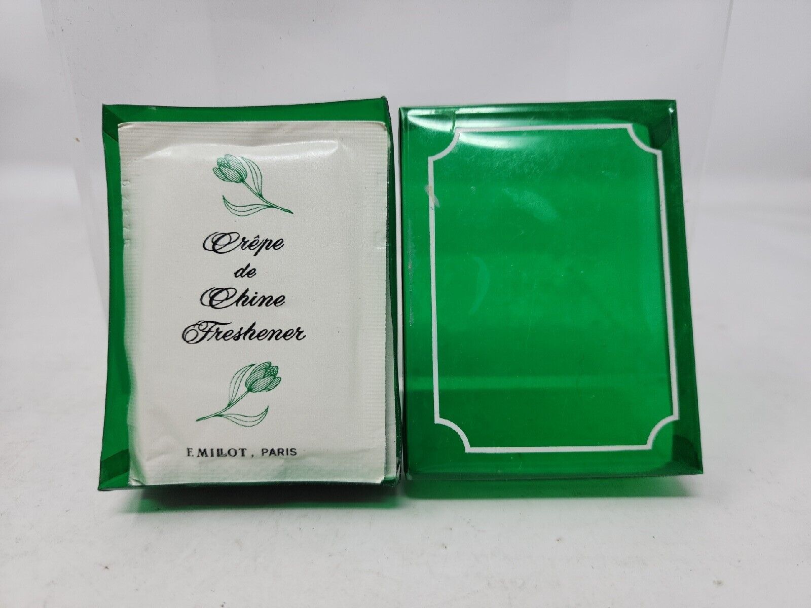 Vintage CREPE DE CHINE Freshener PARFUM - MADE IN PARIS - F. MILLOT (7)