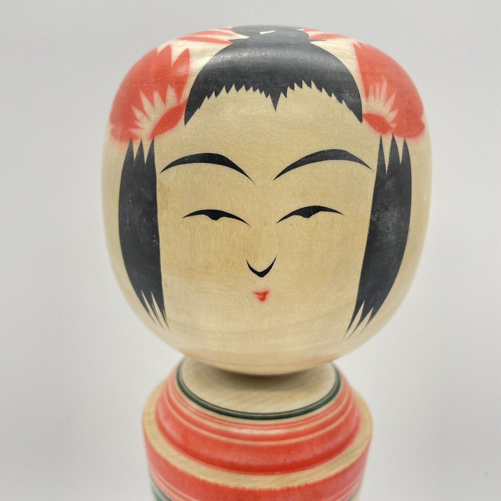 Vintage kokeshi japanese wooden doll by Setsuko Hayasaka Naruko K052