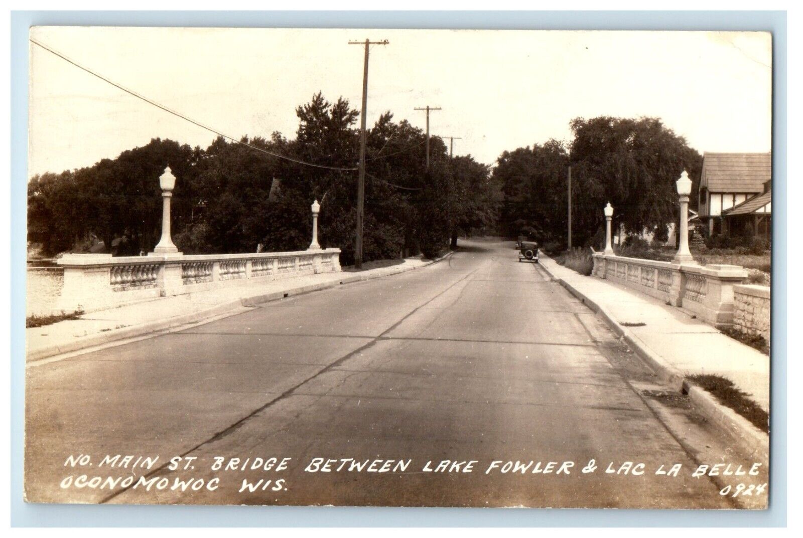 1938 Main St. Bridge Lake Fowler Lac La Belle Oconomowoc WI RPPC Photo Postcard