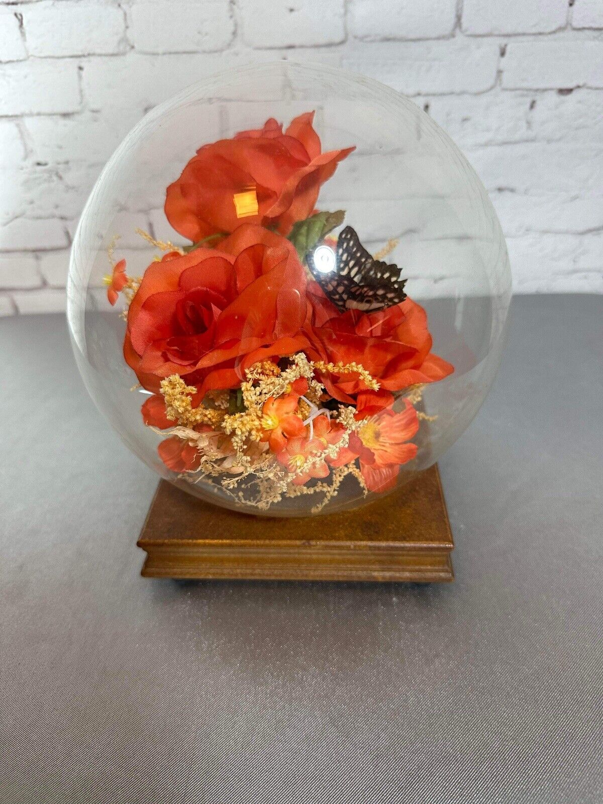VTG 1970s Globe Terrarium W/ Silk & Dried Flowers & Butterfly