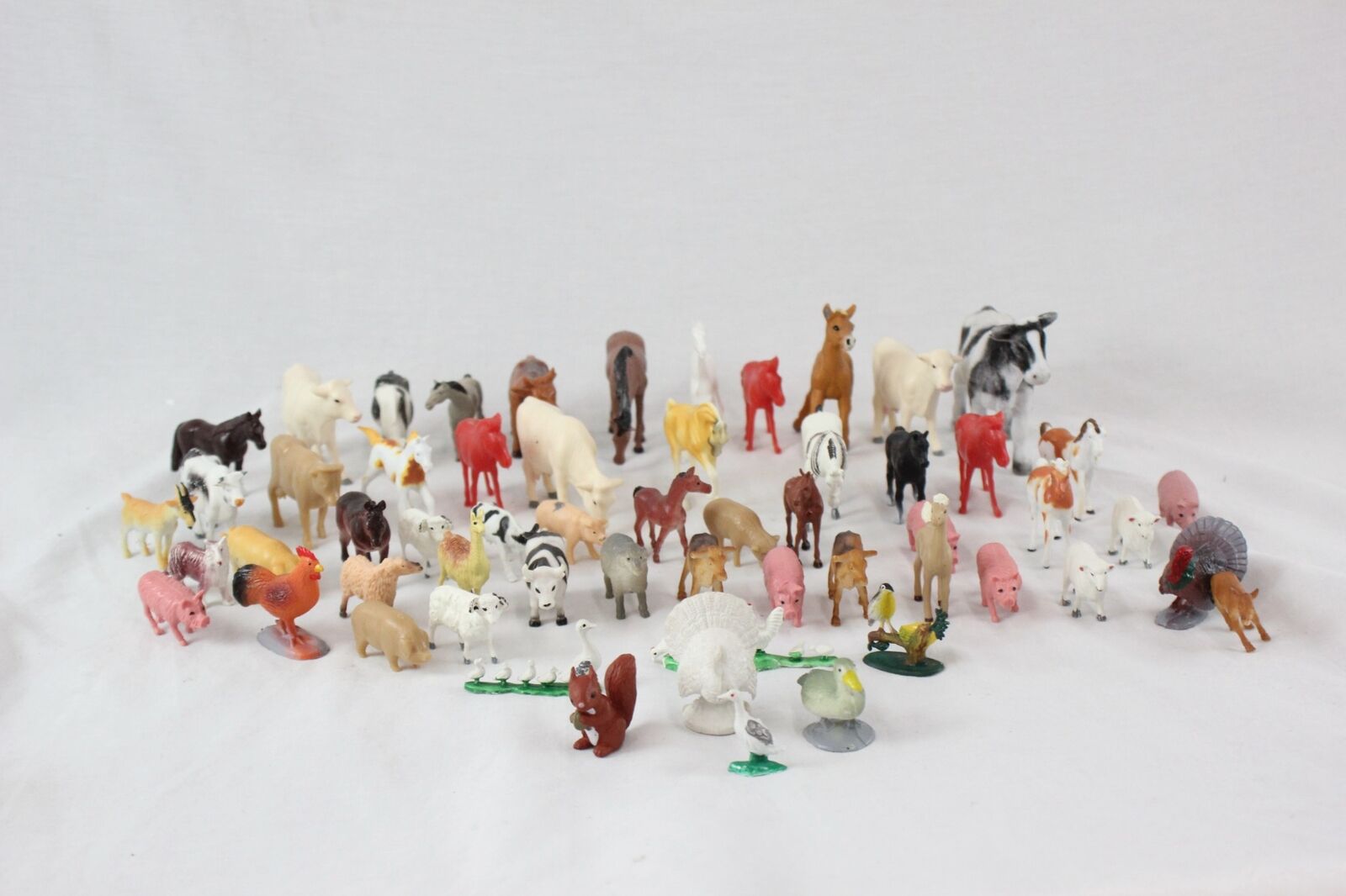 Large Lot Of Vintage Toy Farm Animal Figurines A226