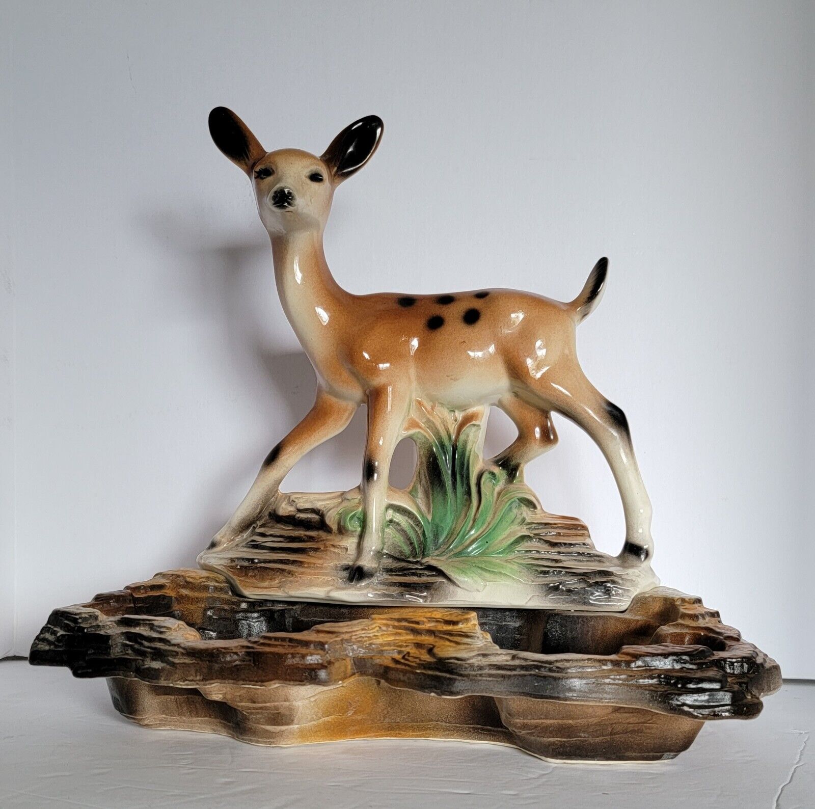 Vtg Mid Century 1959 Deer Fawn Bambi LANE & Co Ceramic Table TV Lamp Planter