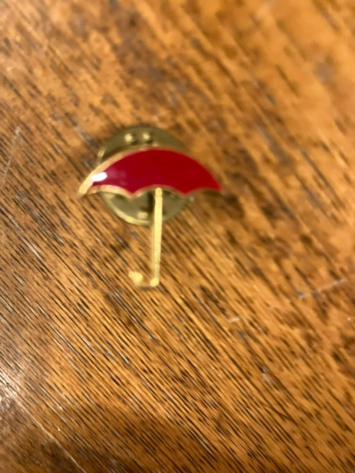 Travelers Insurance Red Umbrella Logo Lapel  Pin Gold Handle
