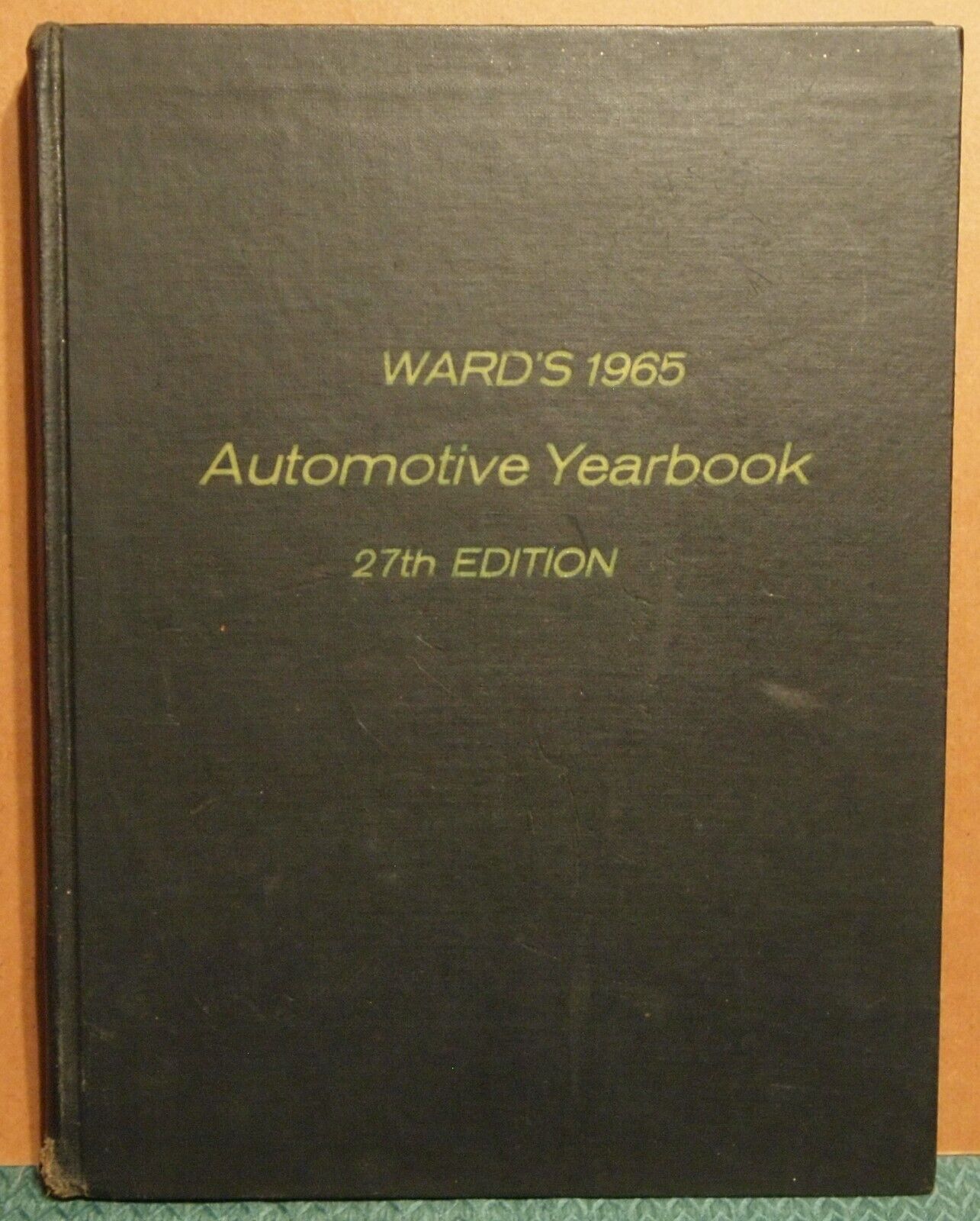 1965 WARD\'S AUTOMOTIVE YEARBOOK 27th edition WARDS-17