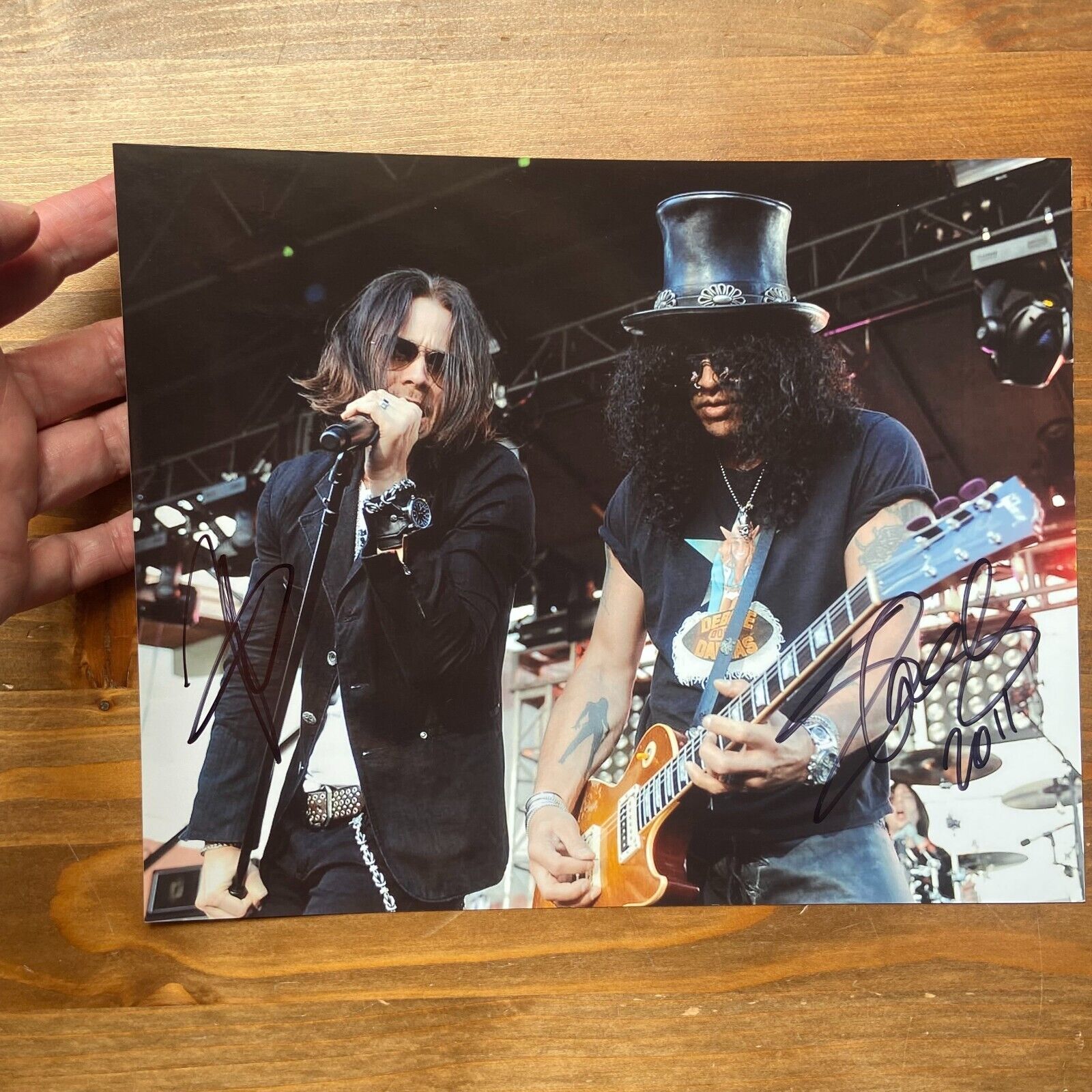Slash and Miles Kennedy * HAND SIGNED AUTOGRAPH * 8 x 10 photo IP Guns n Roses