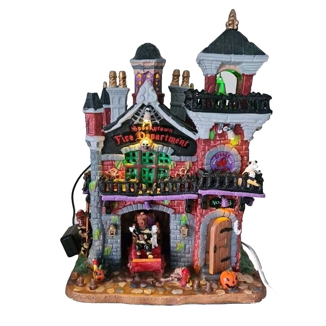 🚨 Lemax Spooky Town Fire Department Halloween Village 2011 Retired 15191 Read