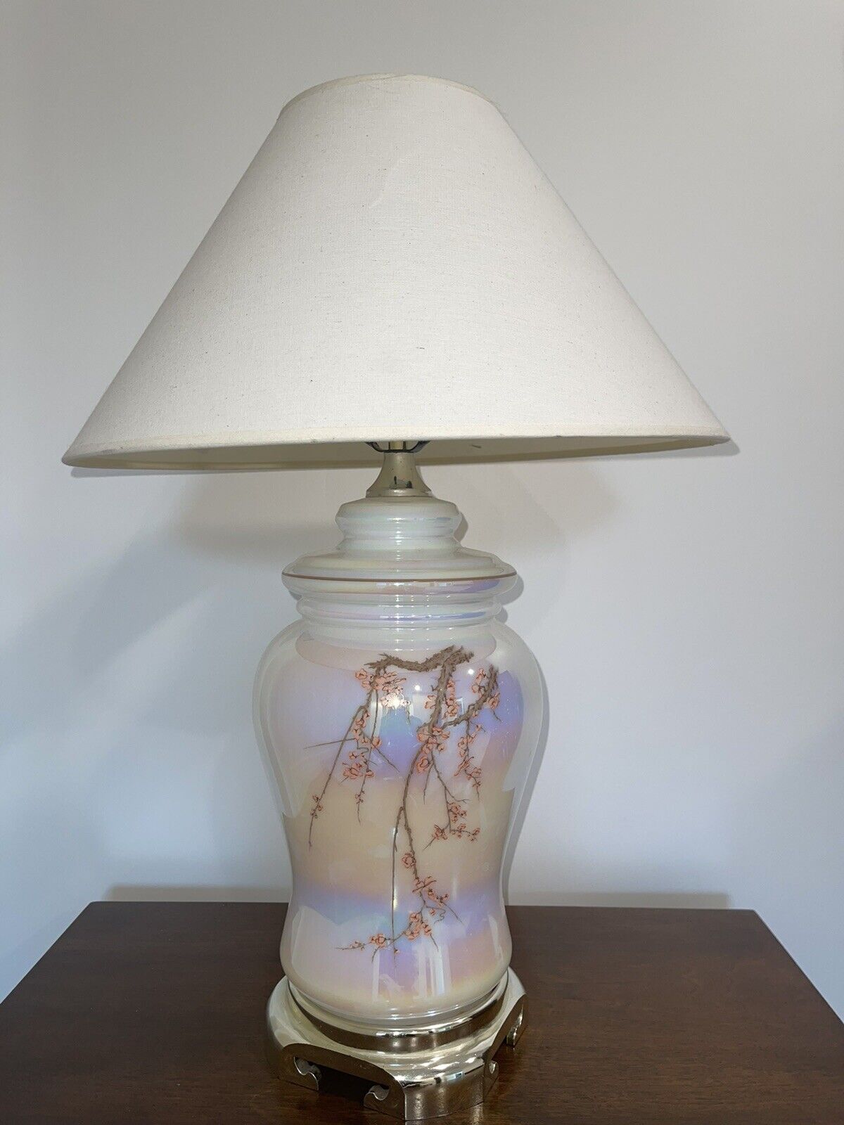 VINTAGE LUSTRE GLASS LAMP NOVELTY CRYSTAL CORP CHERRY BLOSSOM COPYRIGHT 1983
